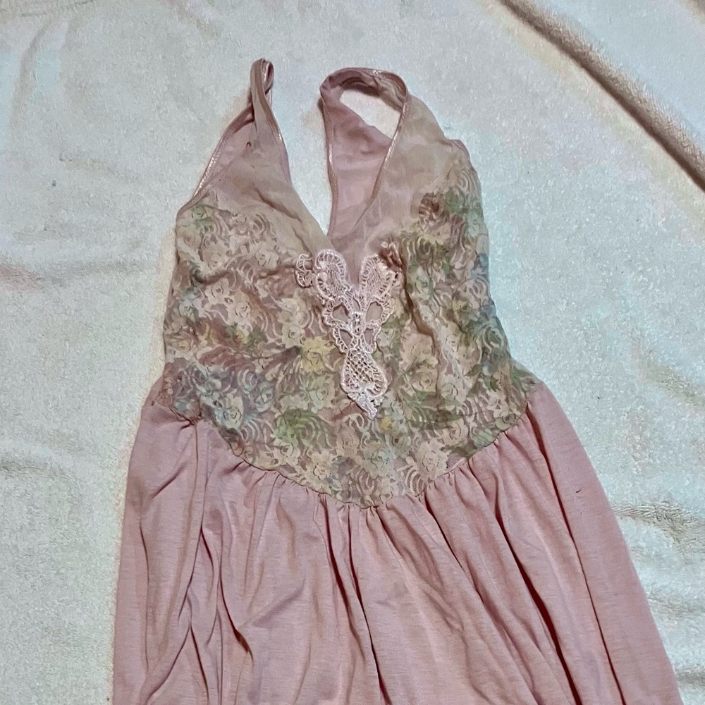 Soft Vintage 2000s Victoria's Secret Pink Nightgown